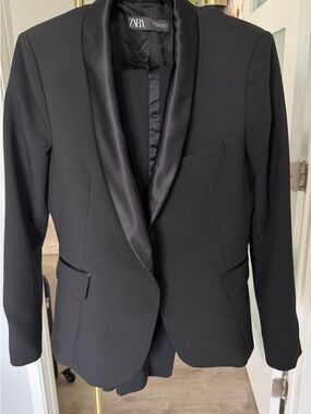 ZARA Black Satin Shawl Lapel Tuxedo Blazer and pants